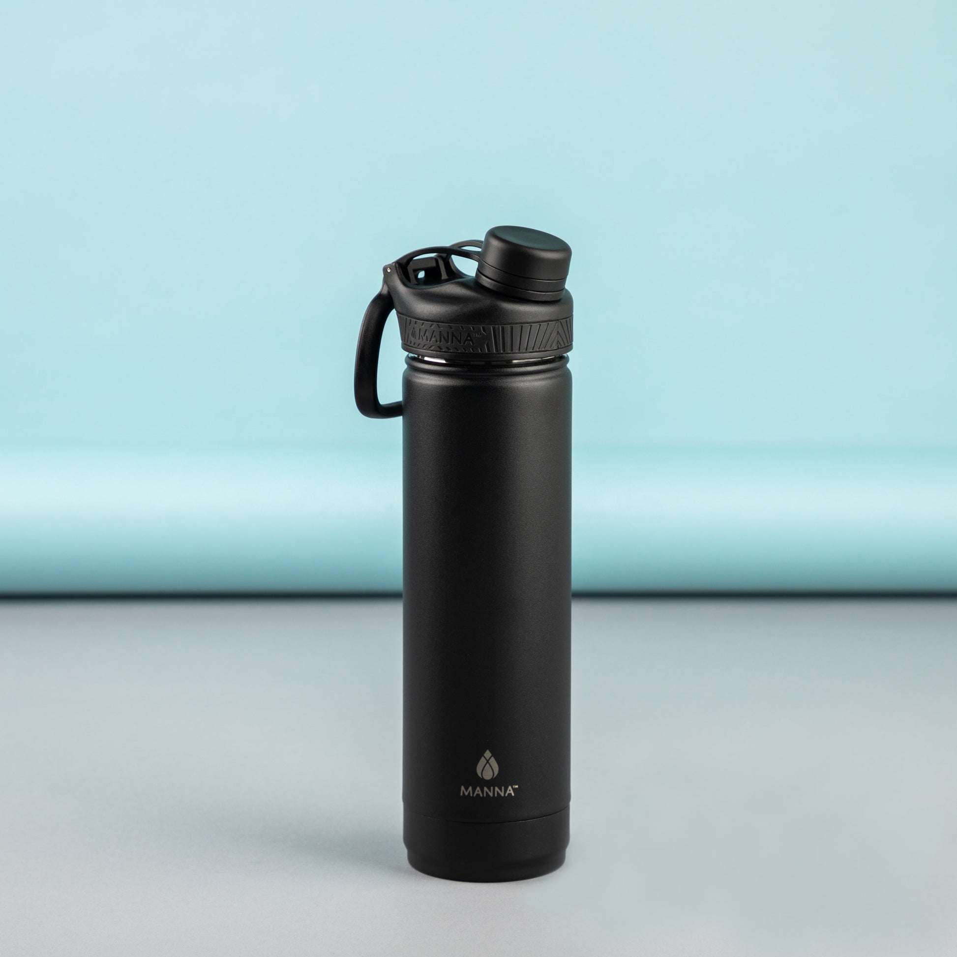 26-oz-saratoga-bottle-y7 MAN_Website_Saratoga_05.jpg